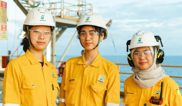 Advancing Offshore Leadership with Women Engineers