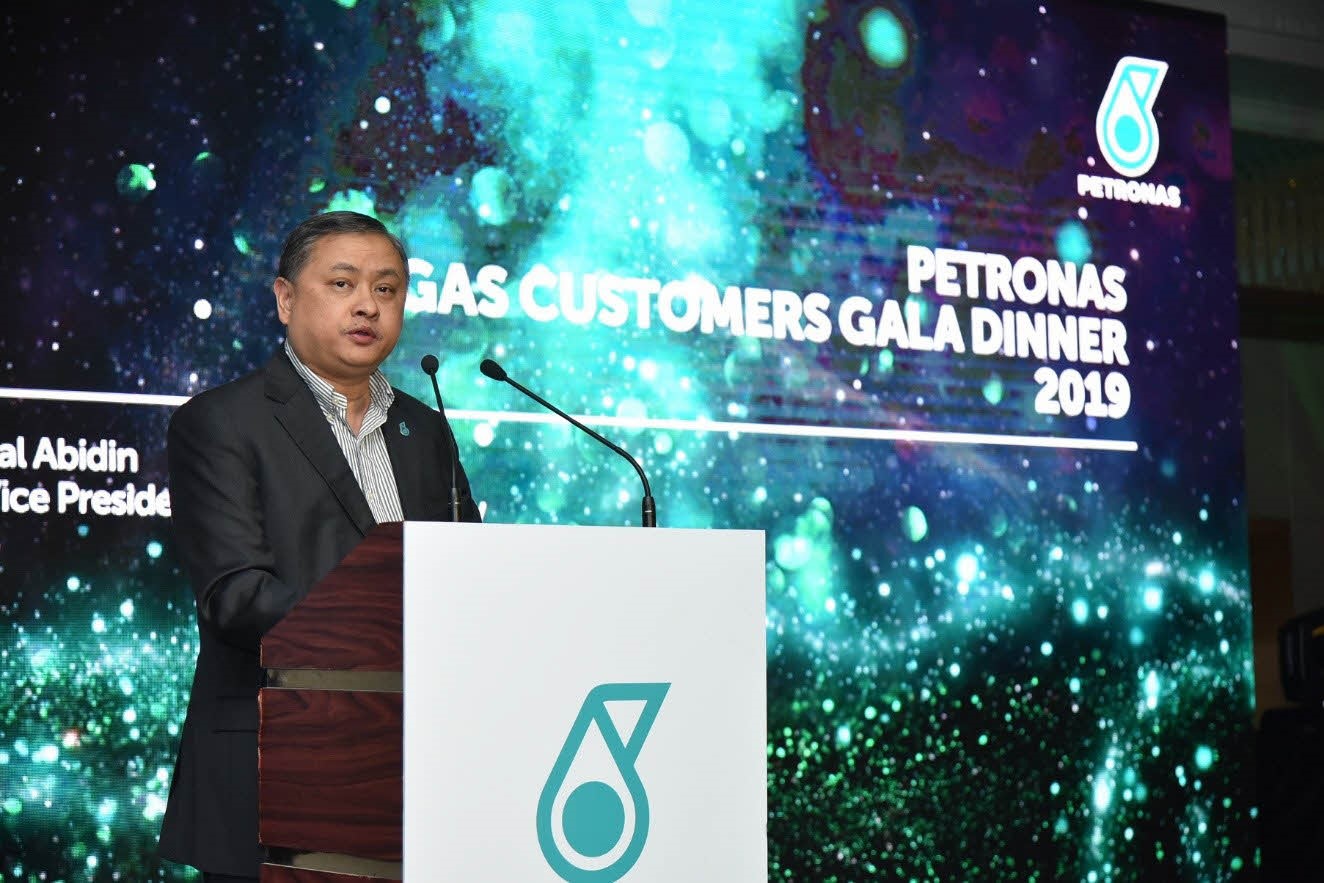 petronas-gas-customers-gala-dinner-2019-4.jpg